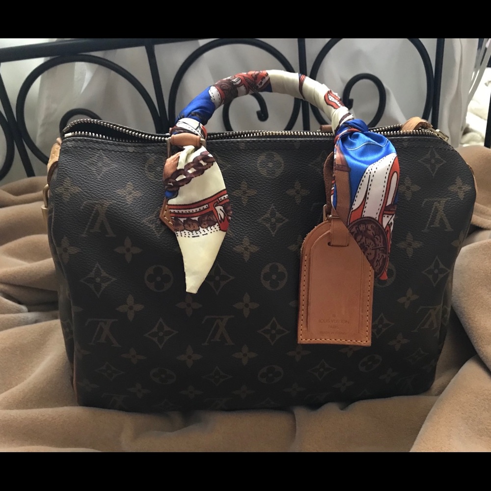 SOLD ❌ locally *Louis Vuitton Monogram Speedy 30